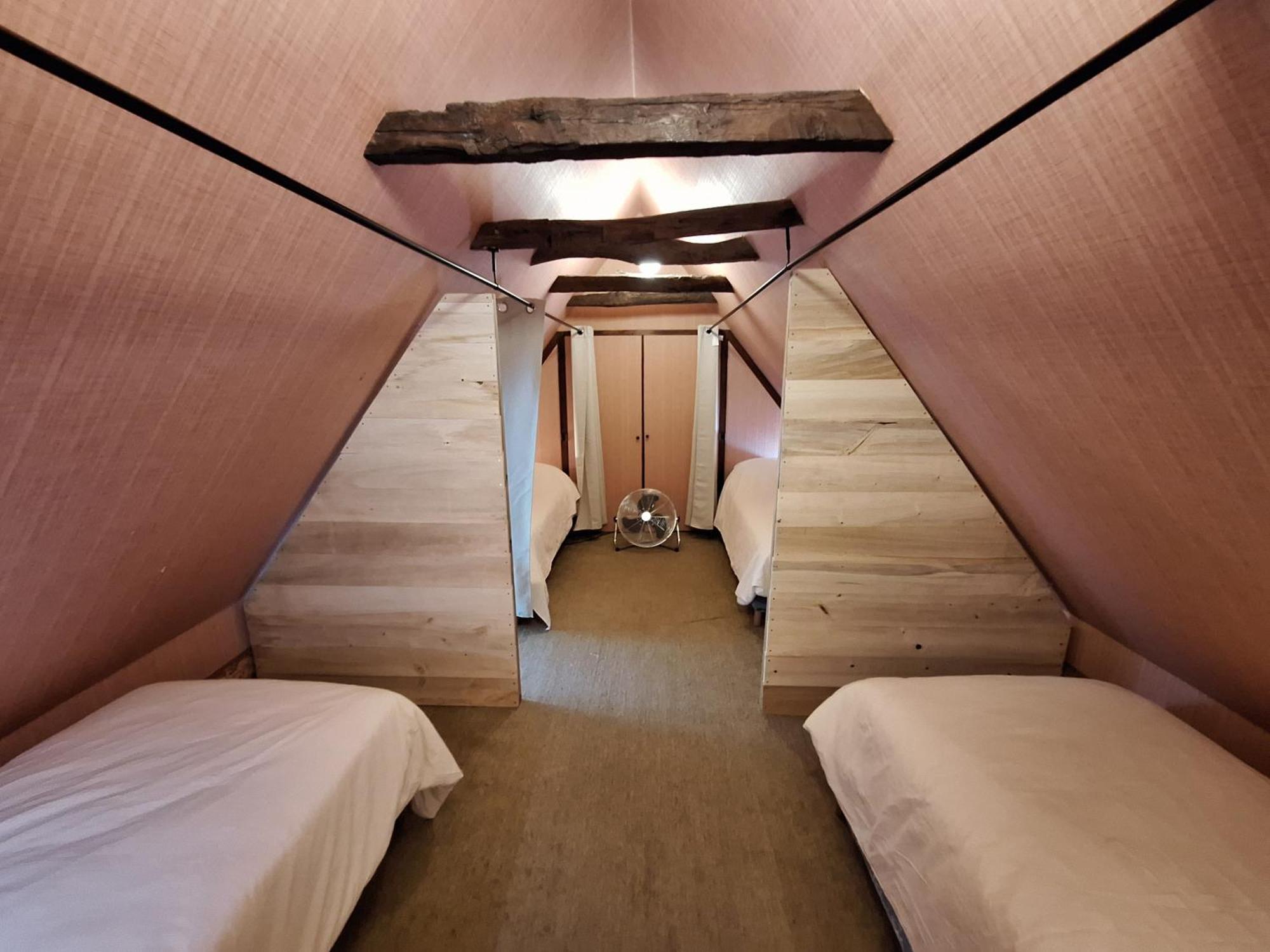 La Ferme Du Soleillal - Adult Only Hostel Campagne  ภายนอก รูปภาพ