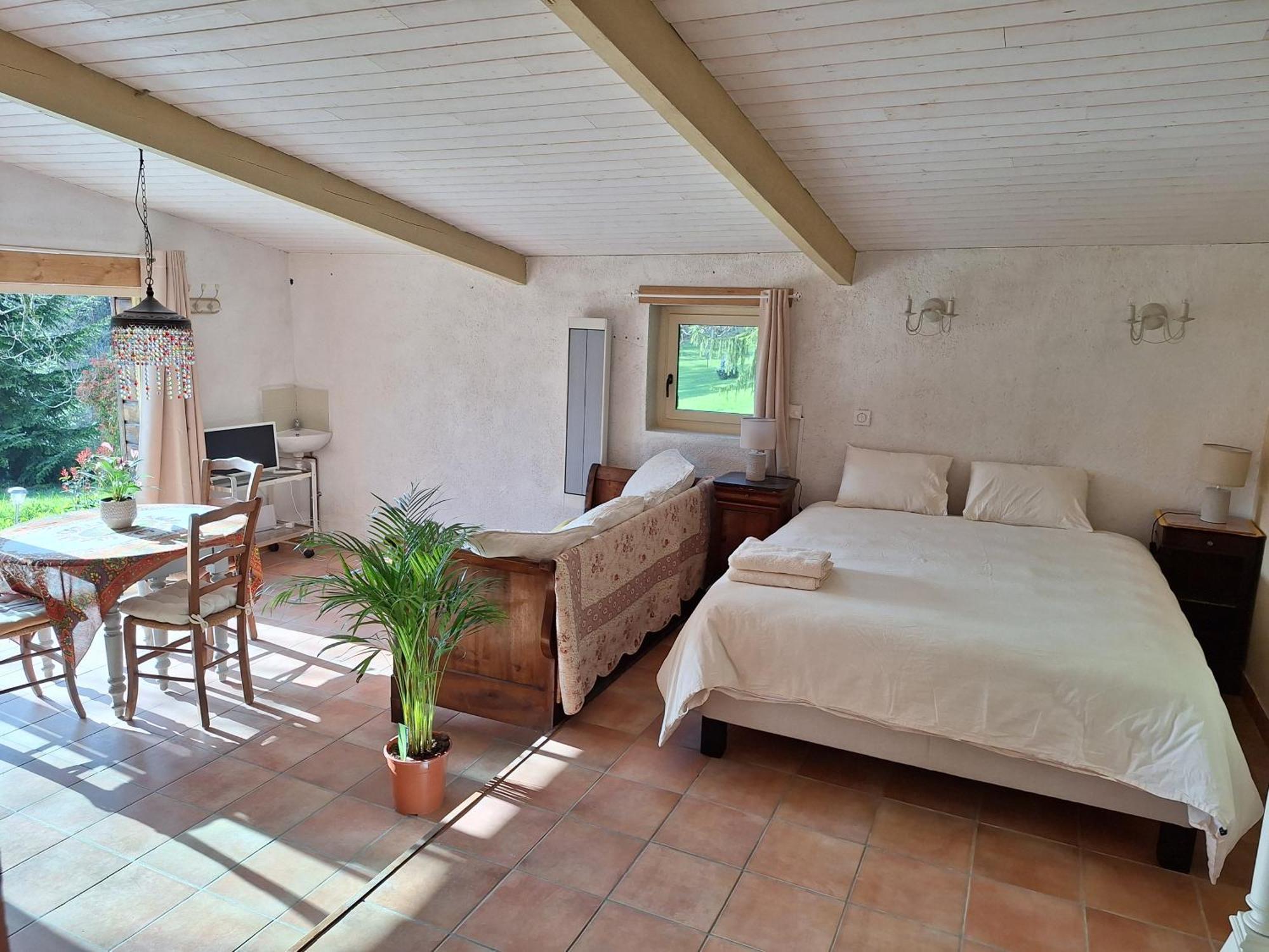 La Ferme Du Soleillal - Adult Only Hostel Campagne  ภายนอก รูปภาพ